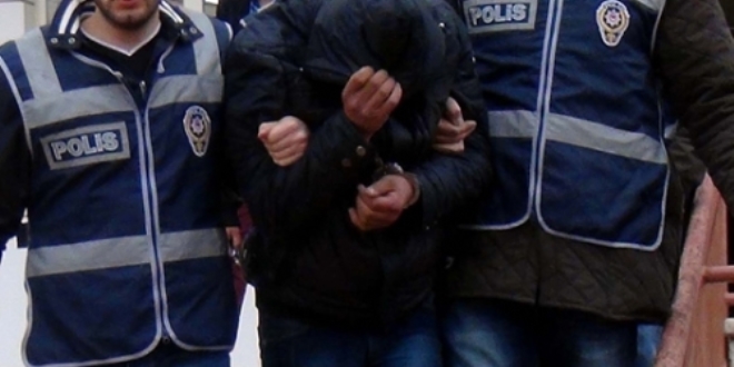İstanbul'da 21 katip adliyeye sevk edildi