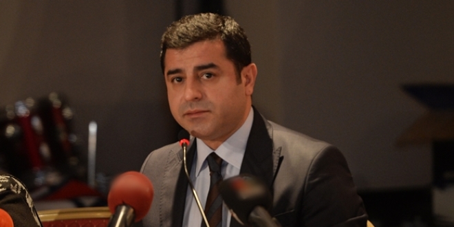 Demirtaş, Öcalan üzerinden tehdit etti