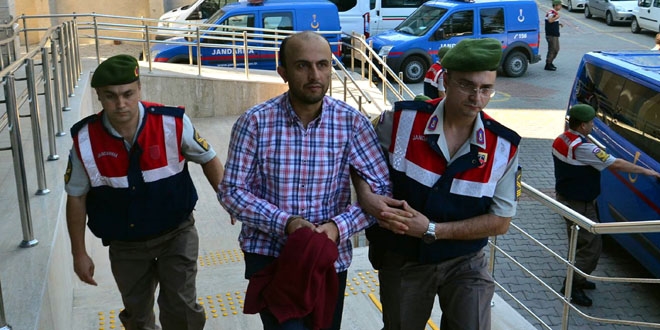 Zonguldak'ta memurların da olduğu 12 kişi tutuklandı