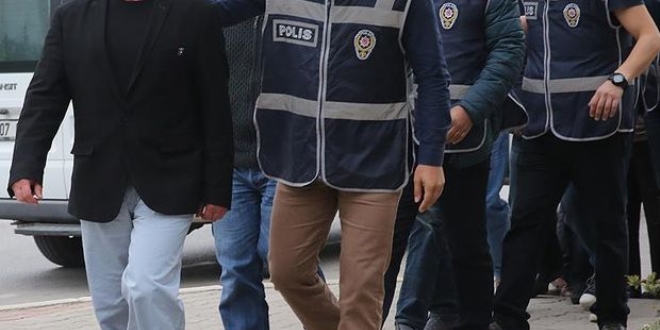 Antalya'da gzaltna alnan 7 imam tutukland
