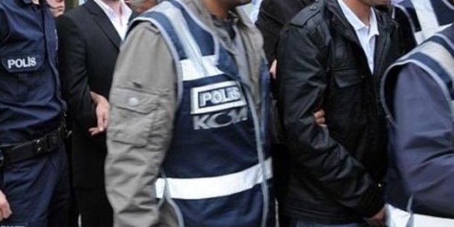 Samsun'da 1 adliye personeli ile 2 öğretmen tutuklandı