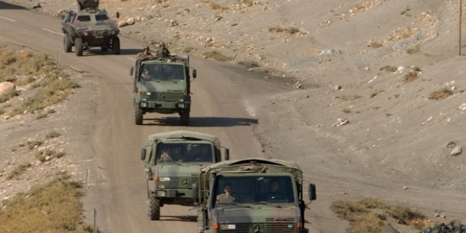 Çukurca'ya çok sayıda zırhlı araç ve tank gönderildi