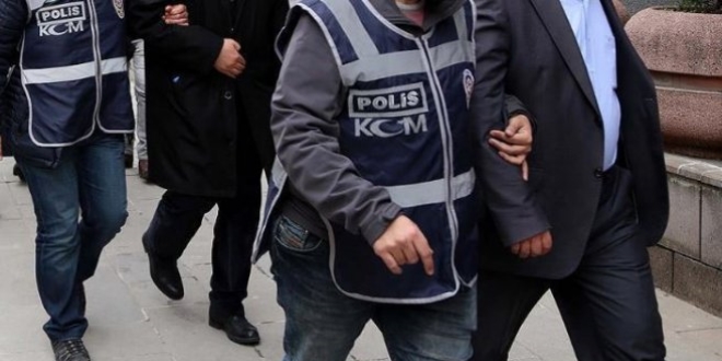 Karaman Belde Belediye Bakan ile bir i adam tutukland