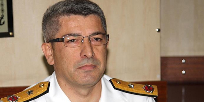 Yunanistan'a kaçmak isteyen amiraller yakalandı