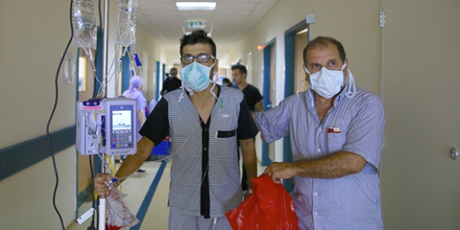 Annenin, oğluna bayram hediyesi böbreği oldu