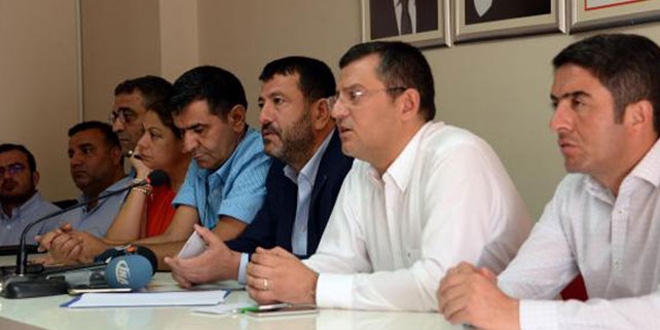 CHP, belediyelere kayyum atanmasından rahatsız oldu