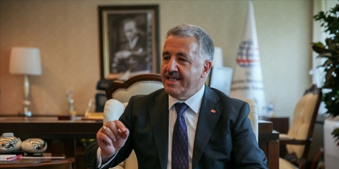 Bakan Arslan: 200 kişilik çağrı merkezi kuracağız