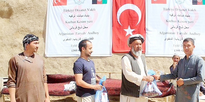Türkiye Diyanet Vakfı'ndan Morolu Müslümanlara kurban yardımı
