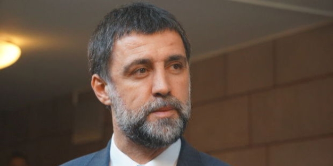 Hakan Şükür'e 'arazi' çalımı