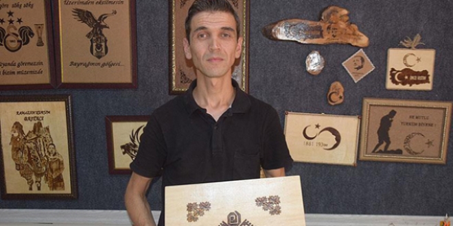 Atanamayan öğretmen ahşap yakma ustası oldu