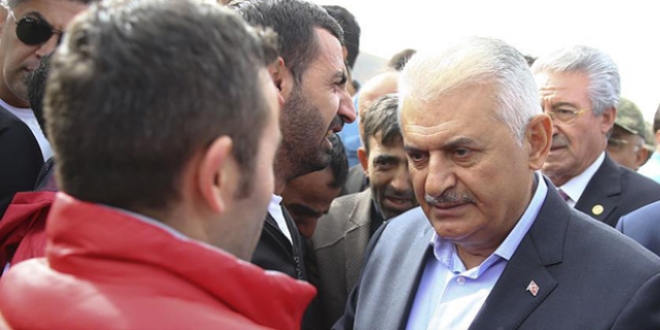 Başbakan Yıldırım'dan Doğubeyazıt'a taziye ziyareti