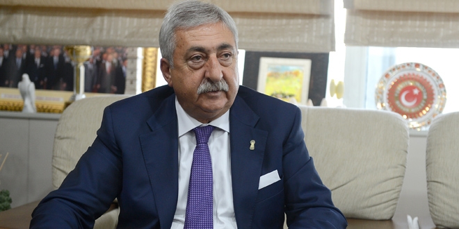 'Devlet maaşla eleman çalıştırıp şehirde mağaza açmasın'