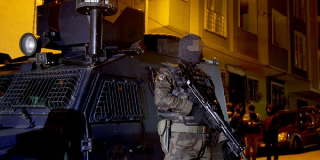 Manisa'da PKK/KCK operasyonu: 3 kişi tutuklandı