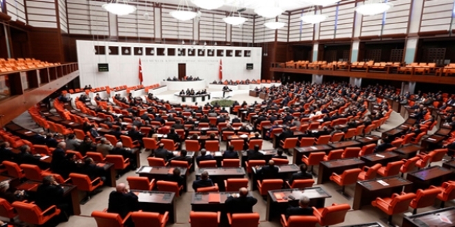 Darbedilen hemşireye Meclis'ten destek