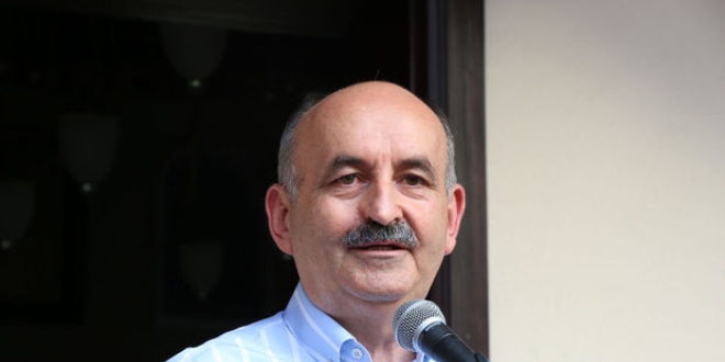Çalışma Bakanı'ndan emekliye promosyon açıklaması