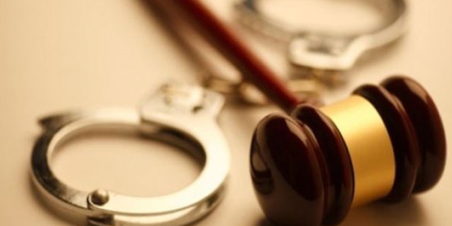 Düzce'de 5 öğretmen tutuklandı