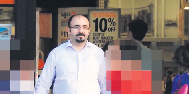 Emre Uslu ABD'de hayatını yaşıyor