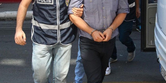 İzmir'de 18 FETÖ üyesi tutuklandı
