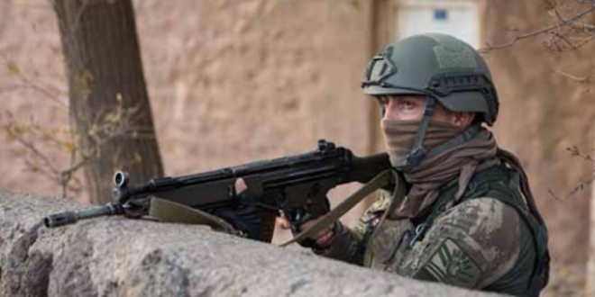 Şırnak'ta 6 terörist teslim oldu, 2 terörist yakalandı