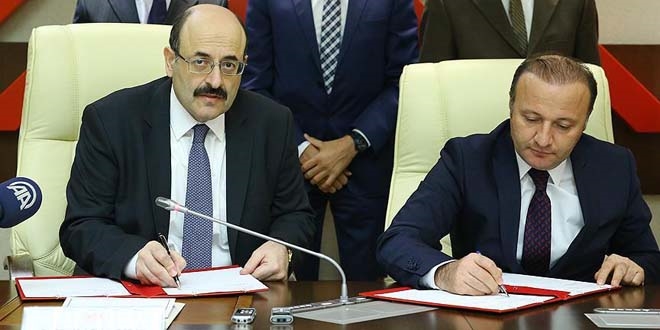 YÖK, ilk uluslararası bilim projelerinde imzaları attı