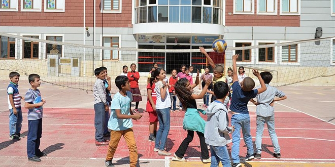 FETÖ mağduru öğrenciler devlet okullarına yerleştirildi