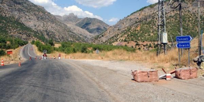 Tunceli'de baz ky yollarnda ulama kstlama