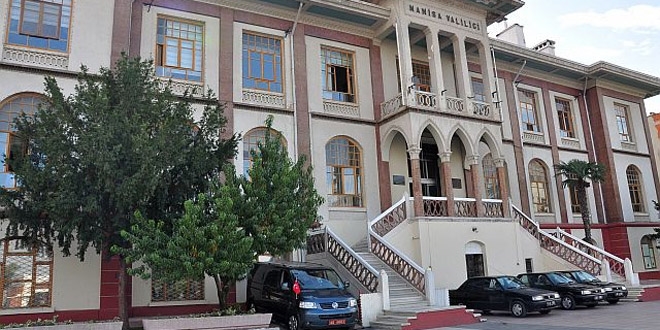 Manisa'da bin 477 memur görevinden ihraç edildi