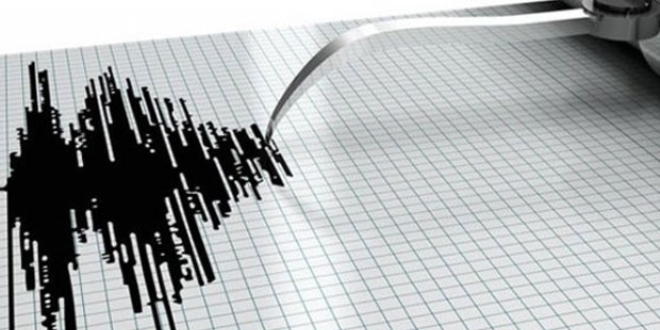 Deprem profesrnden rahatlatan aklama