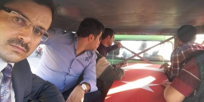 Şehit cenazesinde selfie çeken imama soruşturma