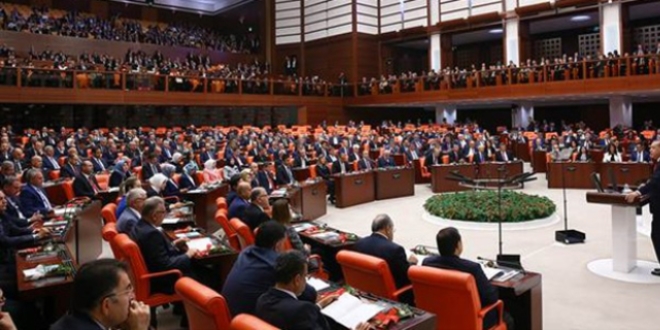 Meclis notları: Jandarma locadan çıktı