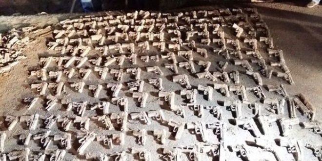 Üsküdar'da gömülen silahların sırrı çözülüyor