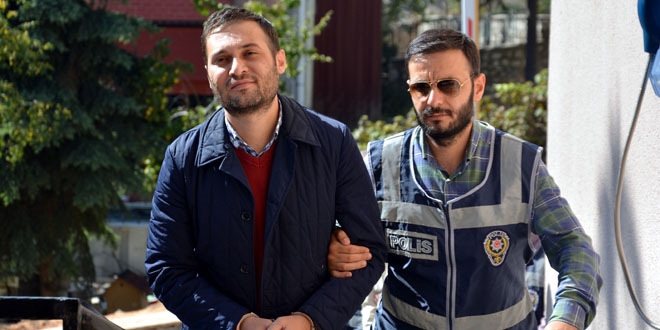 Bilecik'te adliyeye sevk edilen 2 öğretmen tutuklandı