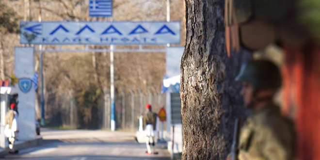 Yunanistan'a FETÖ mensubu 5 Türk daha kaçtı