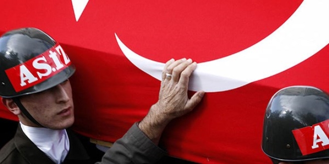 Fırat Kalkanı'nda 1 asker şehit oldu