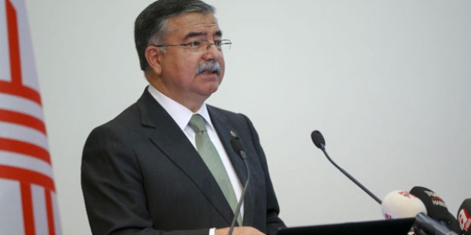 Bakan Yılmaz'dan 'Öğretmenler Günü' mesajı