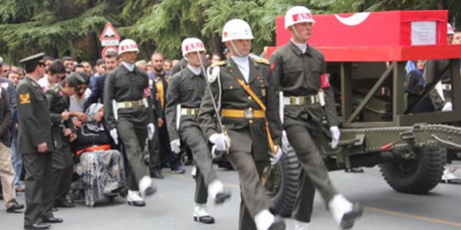 Şehit Üsteğmen Ataş son yolculuğuna uğurlandı