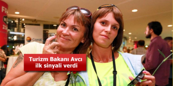 Nabi Avcı'dan turizmcilere charter müjdesi