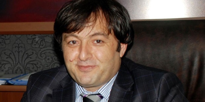AK Parti İl Başkanı'ndan FETÖ'cülere: Ağaç kökü yesinler