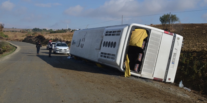 Tekirdağ'da işçi servisi devrildi: 40 yaralı