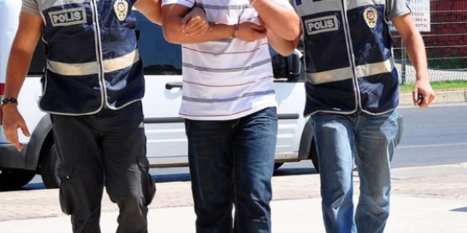 Uşak'ta 148 suç kaydı bulunan cezaevi firarisi yakalandı