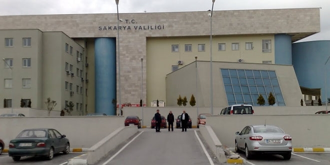Velilere kaynak kitap aldıran 4 okul müdürü açığa alındı