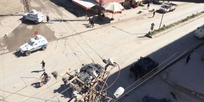 Yüksekova'da 4 kişinin öldüğü olayda 1 polis tutuklandı