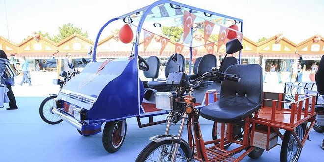 Mahkumlar elektrikli bisiklet ve golf aracı üretti