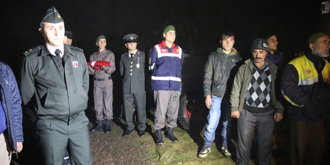 Şehit Uzman Çavuş Aksu'nun acı haberi babaevine ulaştı