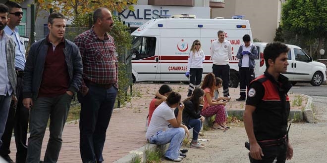 Çanakkale'de öğrenci evinde yangın çıktı