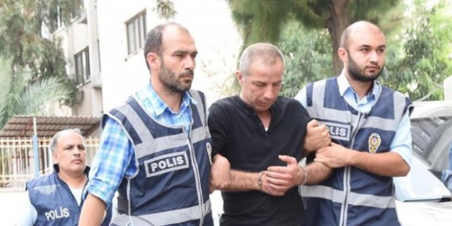 Kuyumcuyu soymaya çalışan polis memuru tutuklandı