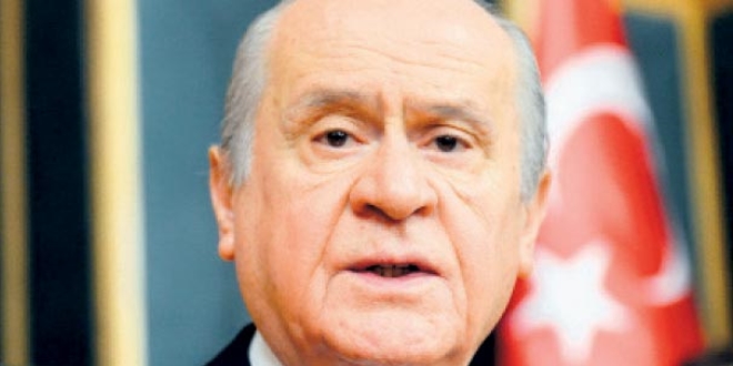 'Başkanlık' ateşini Bahçeli alevlendirdi