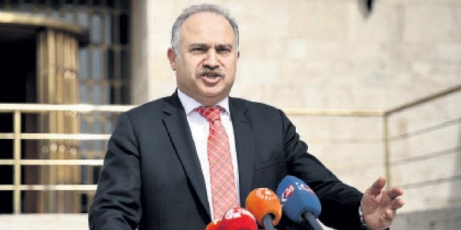 CHP: Başkanlık sistemine Parlamentomuz izin vermeyecek