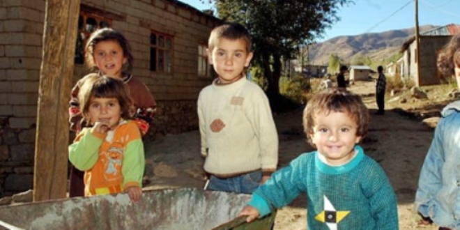 'Teröre bulaşan ailenin çocuğunu devlet almalı'