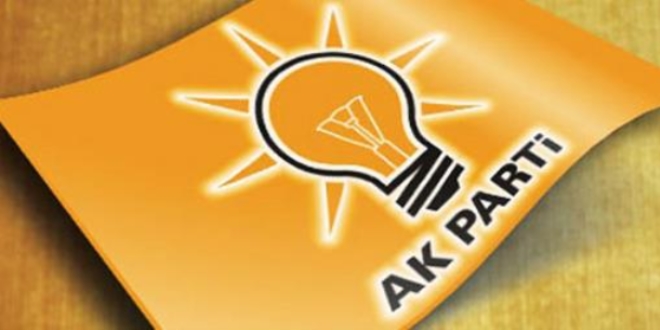 AK Parti, başkanlık için kolları sıvadı